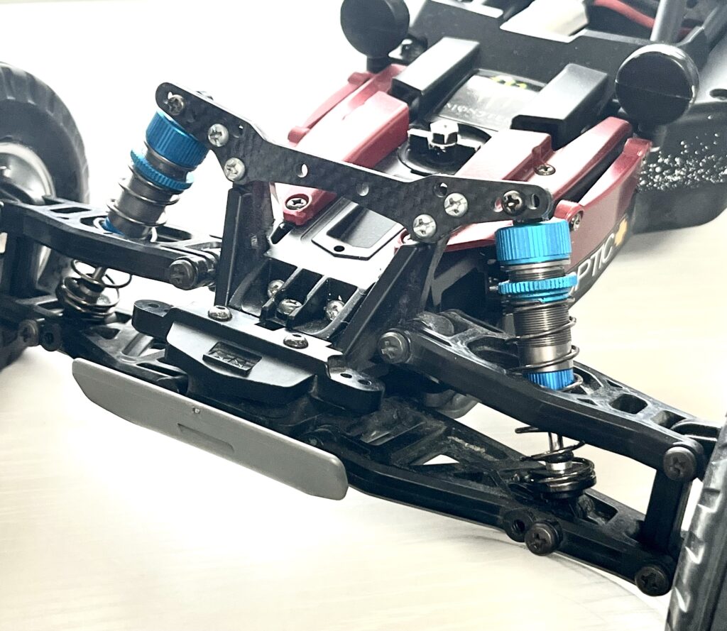 Front suspension assembly