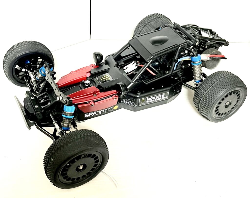 Customized Tamiya DT-04 front end